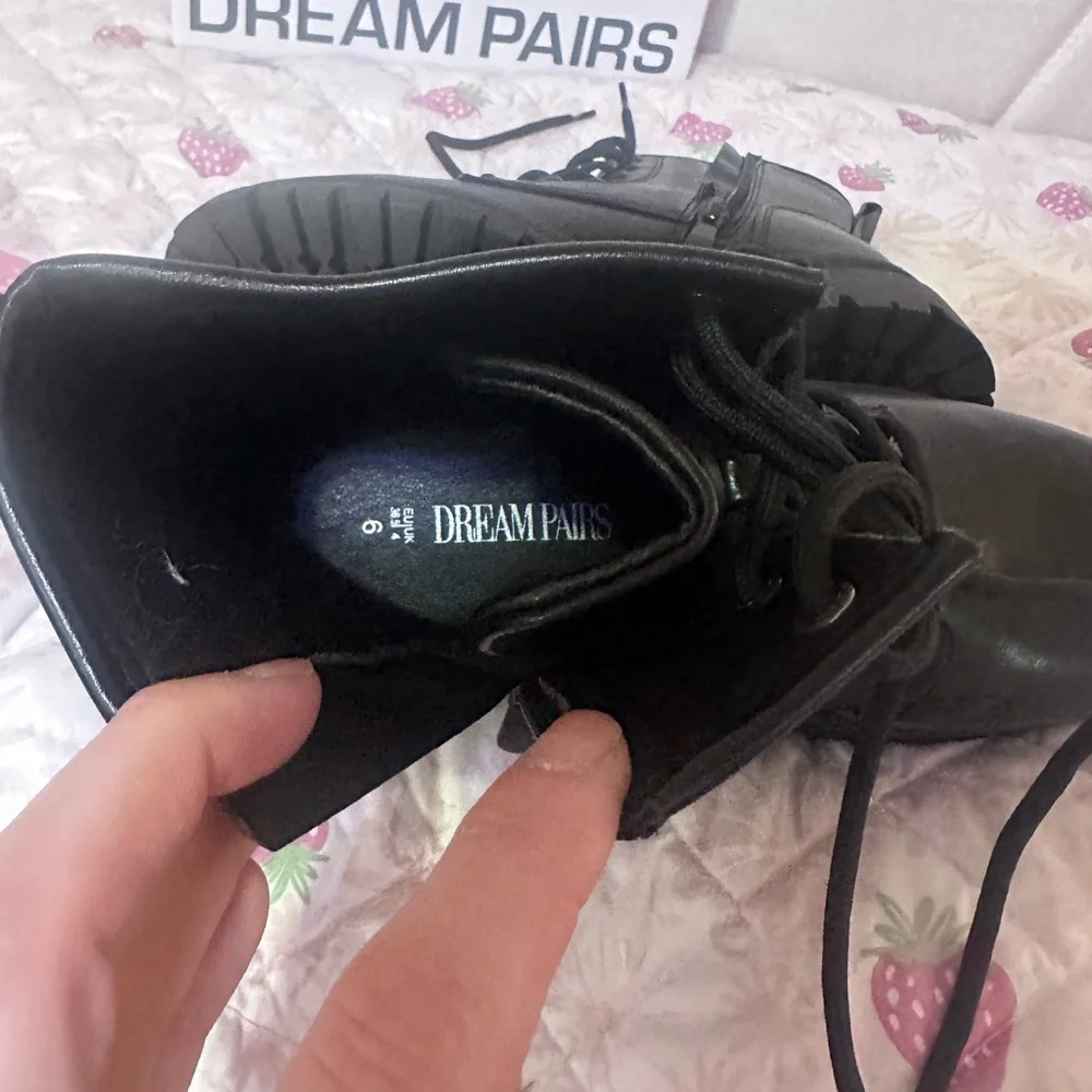 Dream Pairs Black Lace-Up Combat Boots - Picture 3 of 5